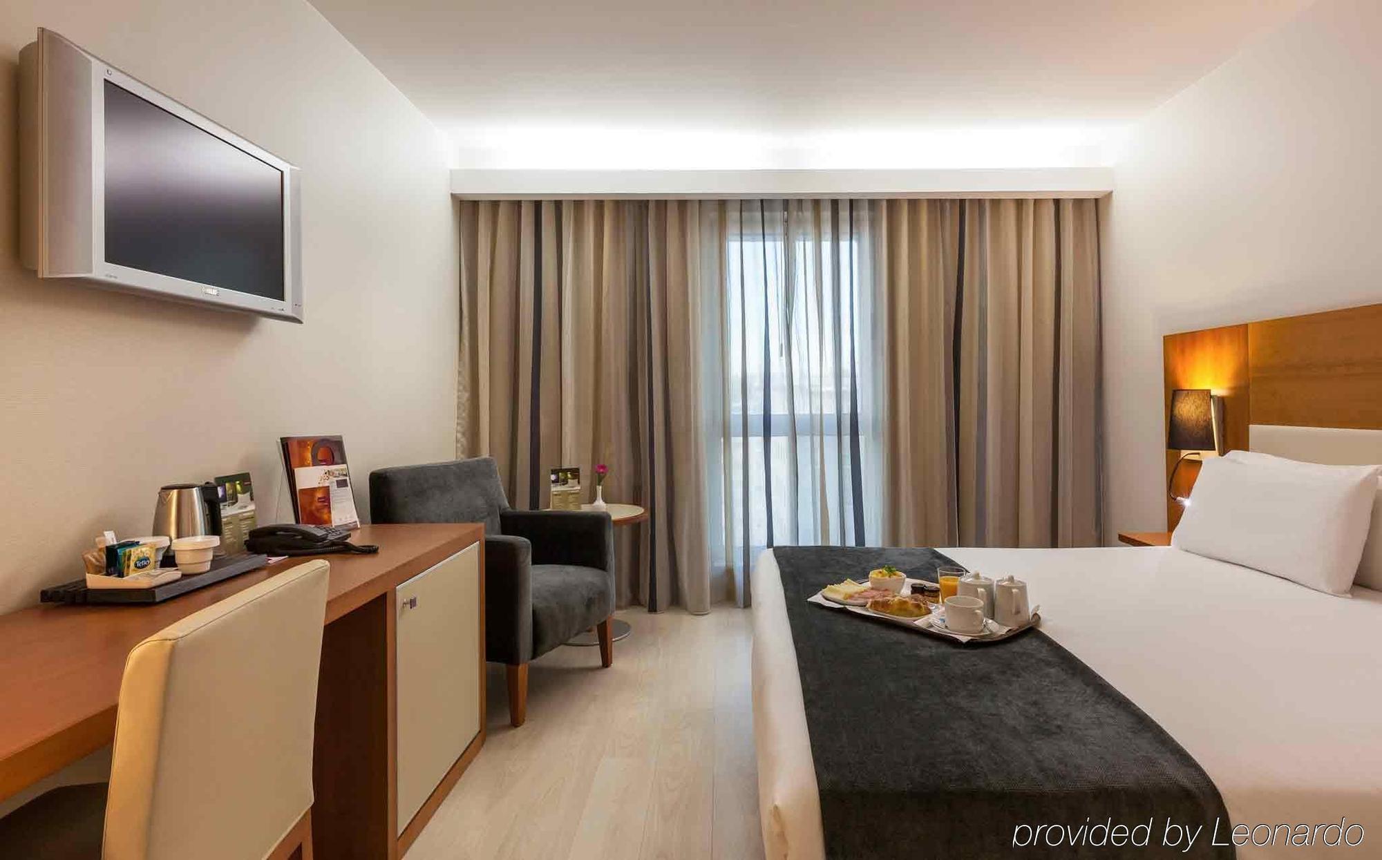 Mercure 4* Lisbon